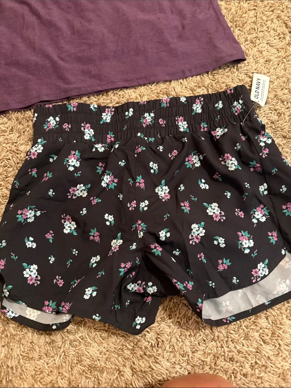 Old Navy NWT girls activewear shorts and shirt, XL
